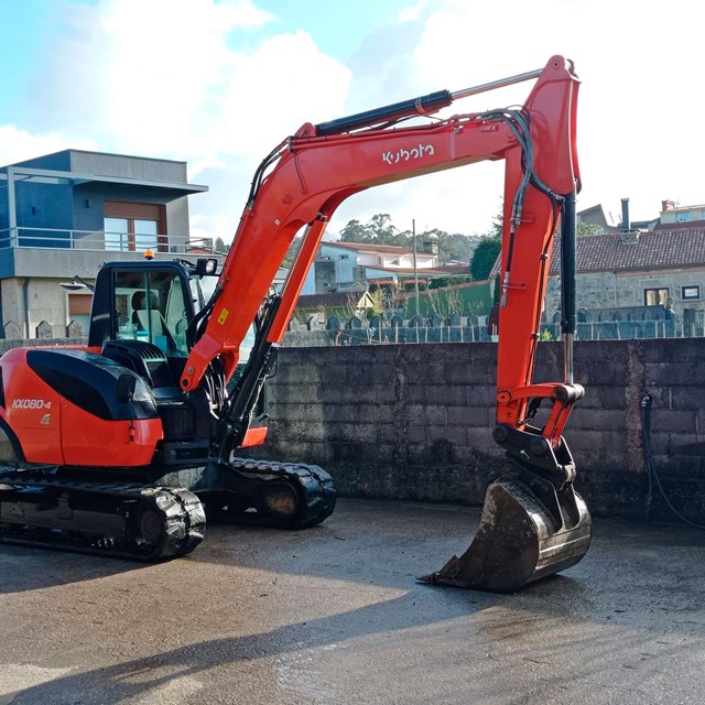  Trabajos de excavaciones y rellenos en Nigrán