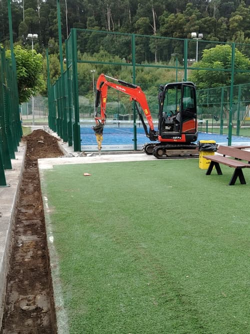 Instalaciones y maquinaria de Excavaciones Nigrán en San Pedro da Ramallosa