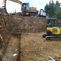 MINIRETRO EXCAVADORA