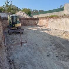 MINIRETRO EXCAVADORA