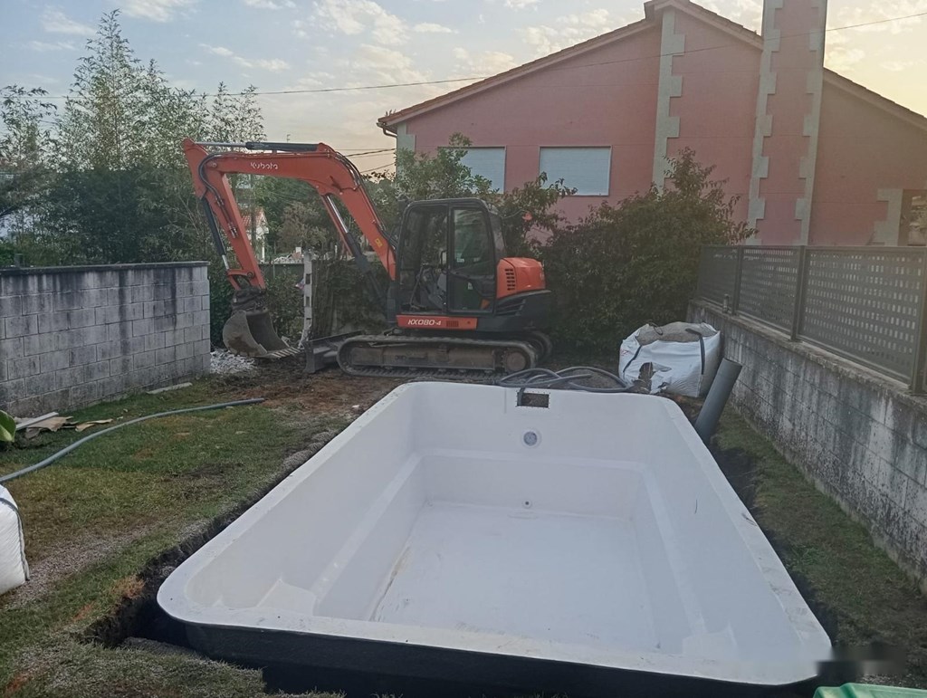 Foto 1 Servicios de excavación para piscinas en Redondela
